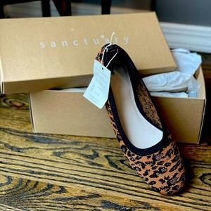 Brand new ballet flats by Sanctuary.